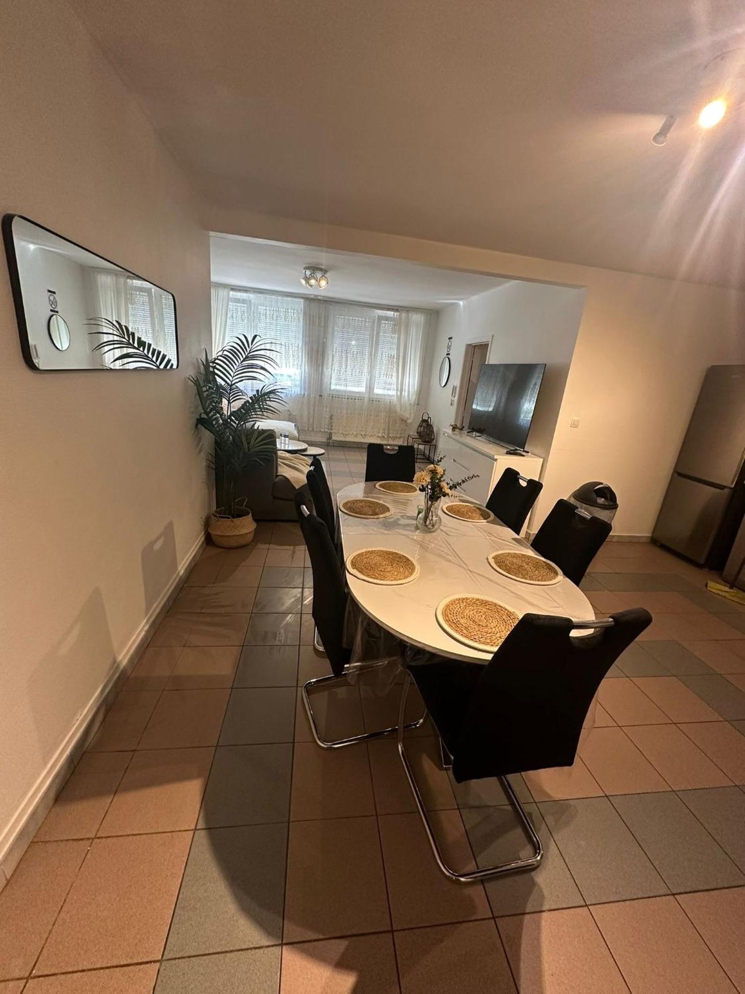 Apartamento La Belle Etoile De Bruxelles Exterior foto
